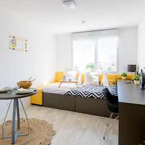 ** Aparthotel Sweetly Alexandrin Frankreich